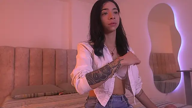 sara lopee1 online show from 01-17-26, 11:58