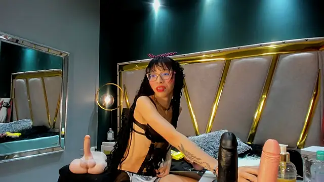 Mara Gonzalez online show from 01-06-26, 11:47