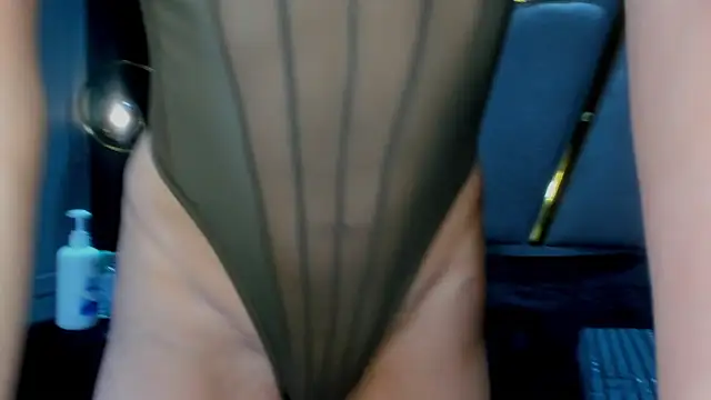 Snapshot of Mara_Gonzalez chatting on 02-02-26, 01:21 Mara Gonzalez online show from 02-02-26, 01:21