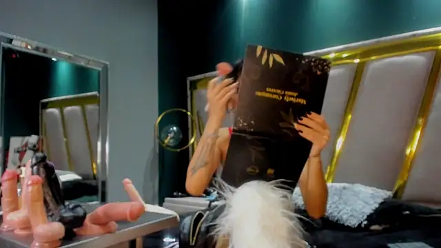 Snapshot of Mara_Gonzalez chatting on 02-20-26, 11:56 Mara Gonzalez online show from 02-20-26, 11:56