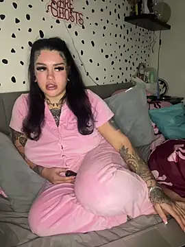 tempzzz12 online show from 04-02-26, 08:37