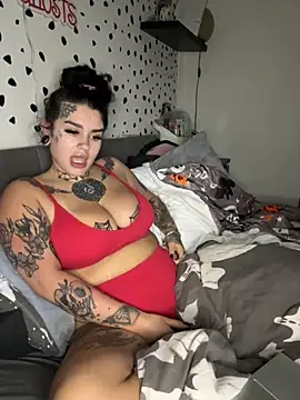 tempzzz12 online show from 10-16-25, 07:16