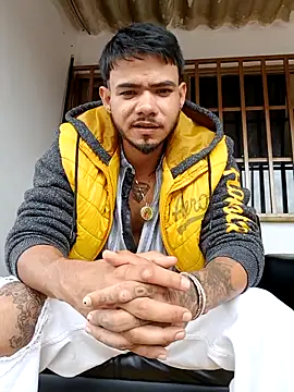 Niick01  online show from 10-27-25, 06:09