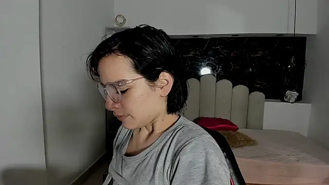 Annyrosee online show from 02-23-26, 12:28