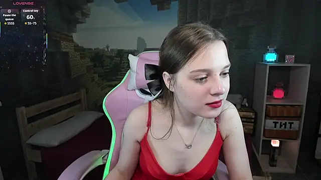 kaisajenner online show from 10-18-25, 12:12