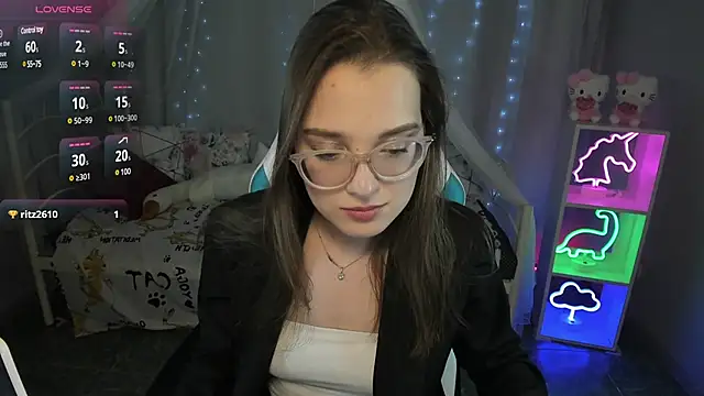kaisajenner online show from 03-17-25, 09:24
