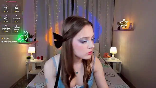 kaisajenner online show from 12-13-25, 08:04