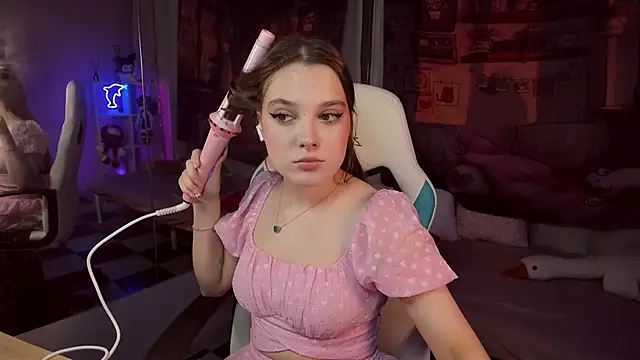 kaisajenner online show from 05-18-26, 11:20