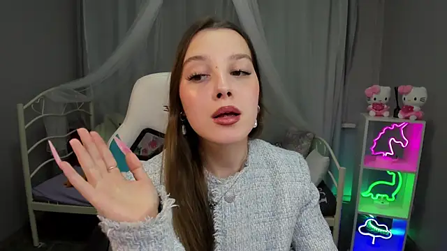 kaisajenner online show from 11-21-25, 06:18