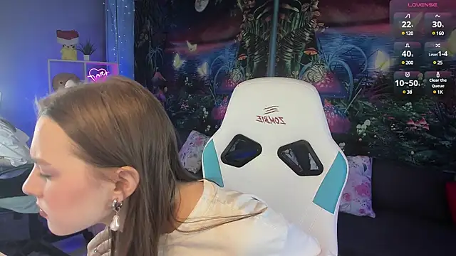 kaisajenner online show from 02-04-25, 01:56
