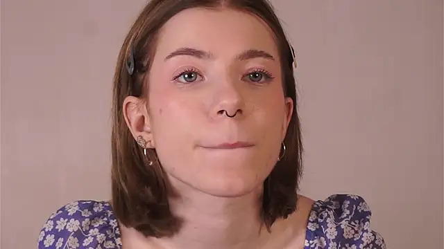 Snapshot of FeliceDendy chatting on 02-05-25, 03:09 FeliceDendy online show from 02-05-25, 03:09