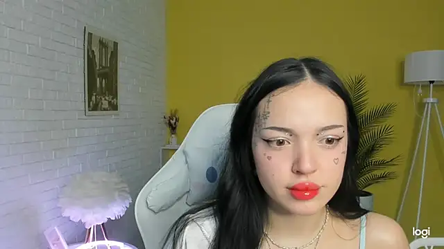 Snapshot of LorettaBigge chatting on 01-30-25, 12:59 LorettaBigge online show from 01-30-25, 12:59