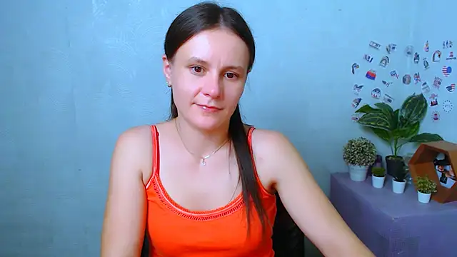 ValeriaHeart  online show from 12-14-25, 09:53