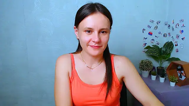 ValeriaHeart  online show from 12-17-25, 05:40