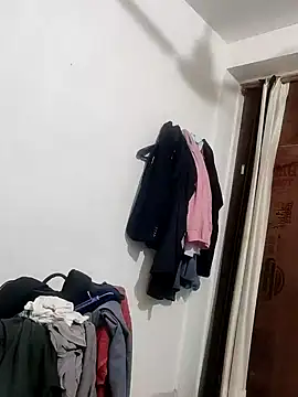 Hot funky boy online show from 02-11-25, 07:38