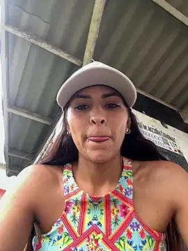 Sofiadelacruz online show from 06-30-26, 08:31