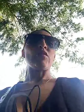 Sofiadelacruz online show from 04-18-26, 09:04