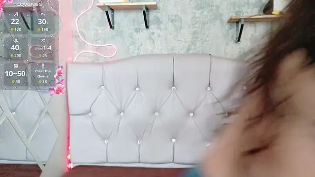 Rachel new20 online show from 04-13-26, 08:46