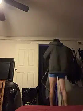 Snapshot of Codybugs0206 chatting on 02-23-25, 01:02 Codybugs0206 online show from 02-23-25, 01:02