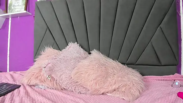 ella laurent online show from 02-27-25, 09:07