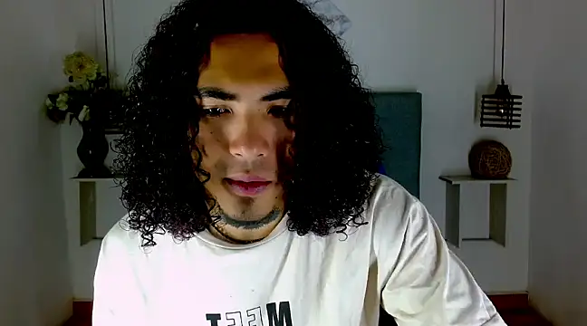 Snapshot of LihanJor_23 chatting on 03-21-25, 03:55 LihanJor 23 online show from 03-21-25, 03:55