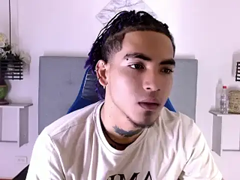 Snapshot of LihanJor_23 chatting on 03-13-25, 06:37 LihanJor 23 online show from 03-13-25, 06:37