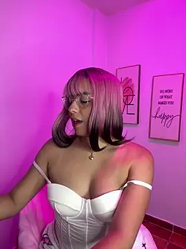 Snapshot of megan_cl chatting on 02-04-25, 07:44 megan cl online show from 02-04-25, 07:44