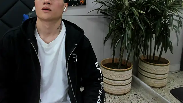 roan birkin online show from 03-25-26, 07:35