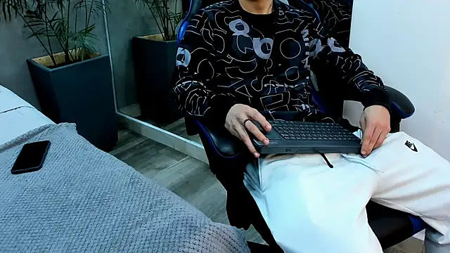 roan birkin online show from 11-17-25, 07:07