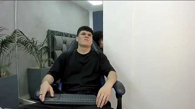 roan birkin online show from 11-19-25, 07:47