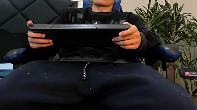 roan birkin online show from 03-31-26, 07:16