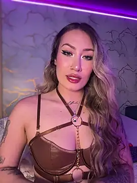 Lally Valencia   online show from 11-24-25, 11:49