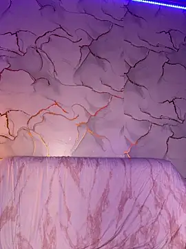 Lally Valencia   online show from 02-11-26, 10:26