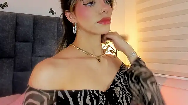 Violetta Ficher online show from 09-28-25, 02:18