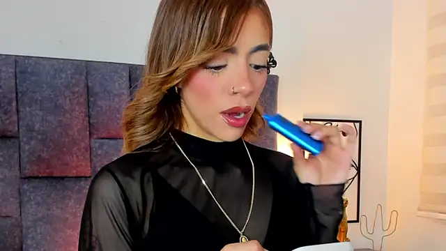 Violetta Ficher online show from 06-18-26, 02:10