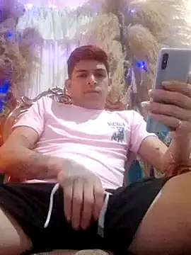 Snapshot of duquehotvoy chatting on 02-08-25, 11:02 duquehotvoy online show from 02-08-25, 11:02