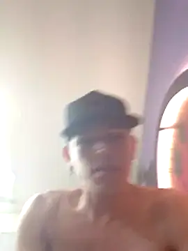 Snapshot of duquehotvoy chatting on 11-04-25, 06:39 duquehotvoy online show from 11-04-25, 06:39