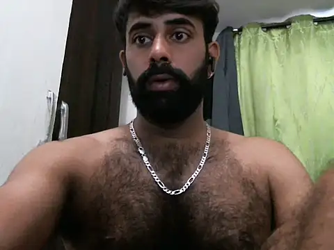 Snapshot of indianhairybull chatting on 02-22-25, 11:13 indianhairybull online show from 02-22-25, 11:13