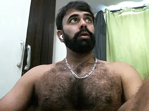 Snapshot of indianhairybull chatting on 09-30-25, 05:13 indianhairybull online show from 09-30-25, 05:13