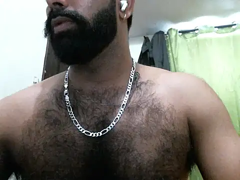 Snapshot of indianhairybull chatting on 10-08-25, 04:58 indianhairybull online show from 10-08-25, 04:58