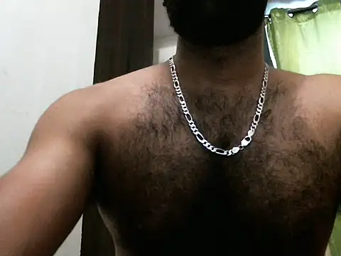 Snapshot of indianhairybull chatting on 02-26-25, 12:38 indianhairybull online show from 02-26-25, 12:38