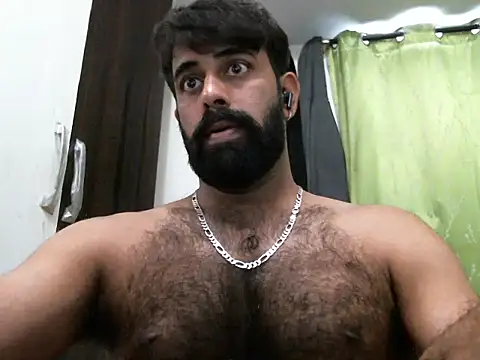 Snapshot of indianhairybull chatting on 02-16-25, 11:16 indianhairybull online show from 02-16-25, 11:16