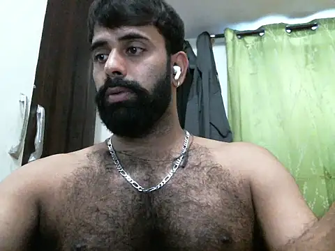 Snapshot of indianhairybull chatting on 10-11-25, 12:17 indianhairybull online show from 10-11-25, 12:17