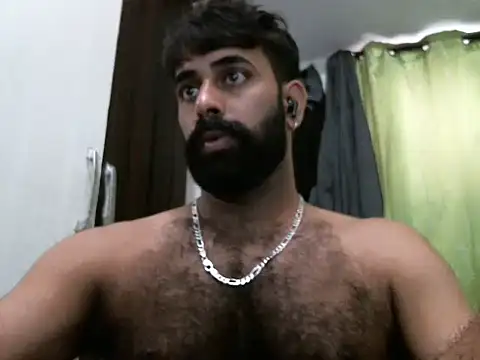 Snapshot of indianhairybull chatting on 03-03-25, 04:21 indianhairybull online show from 03-03-25, 04:21