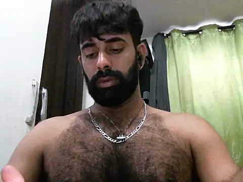 Snapshot of indianhairybull chatting on 03-13-25, 05:00 indianhairybull online show from 03-13-25, 05:00
