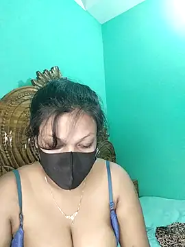 monekhan123 online show from 10-10-25, 07:47