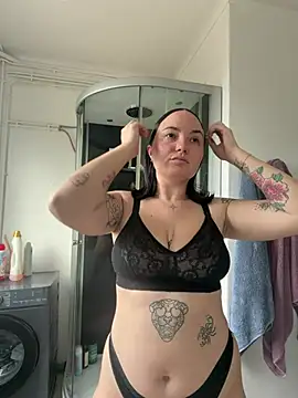 Orgasmille online show from 04-15-26, 07:14