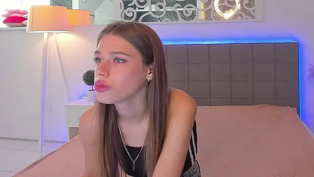 Snapshot of melissacrayzy chatting on 05-22-26, 05:27 melissacrayzy online show from 05-22-26, 05:27