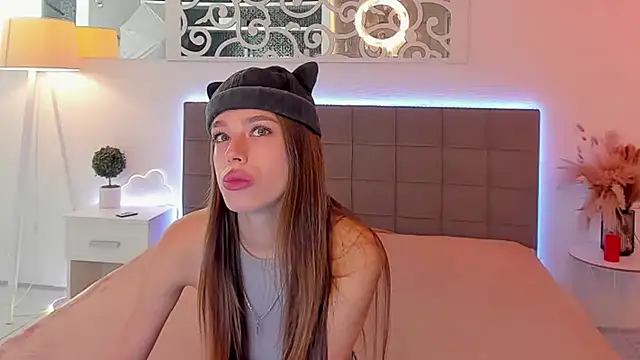 Snapshot of melissacrayzy chatting on 06-09-26, 05:30 melissacrayzy online show from 06-09-26, 05:30