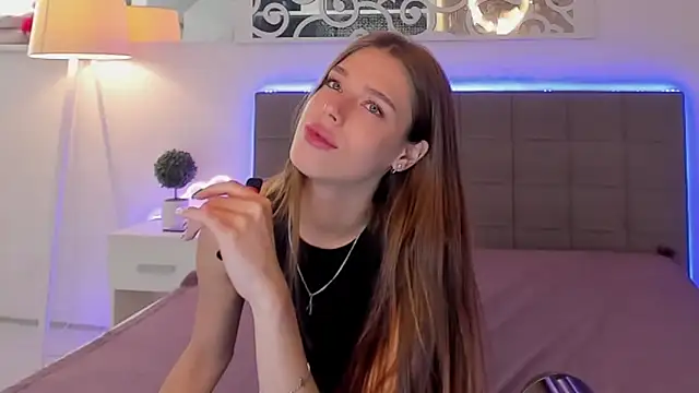 Snapshot of melissacrayzy chatting on 05-21-26, 06:00 melissacrayzy online show from 05-21-26, 06:00